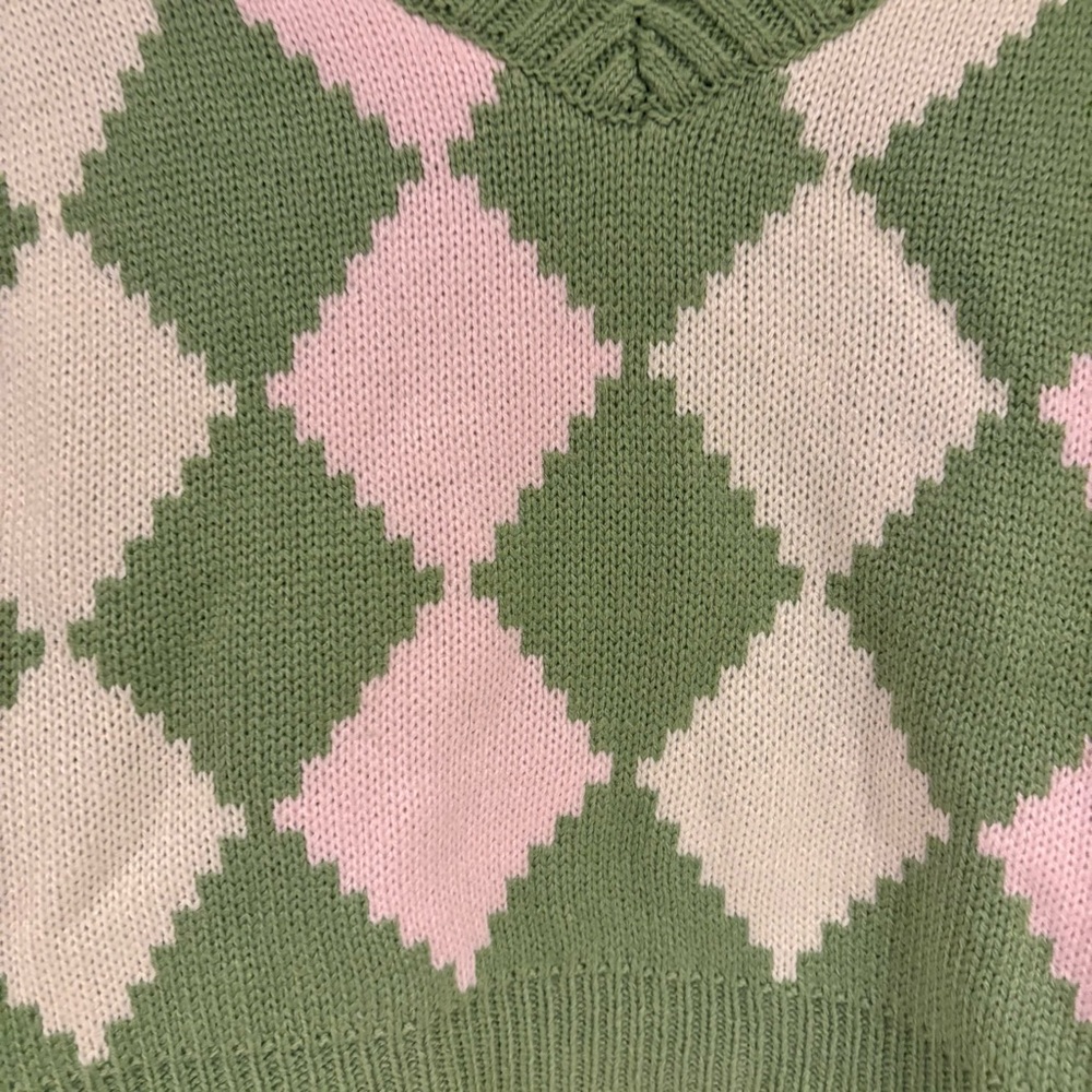 Y2K Clueless Vibes Argyle Green and Cream Knit Cropped Sweater - Picture 3 of 5